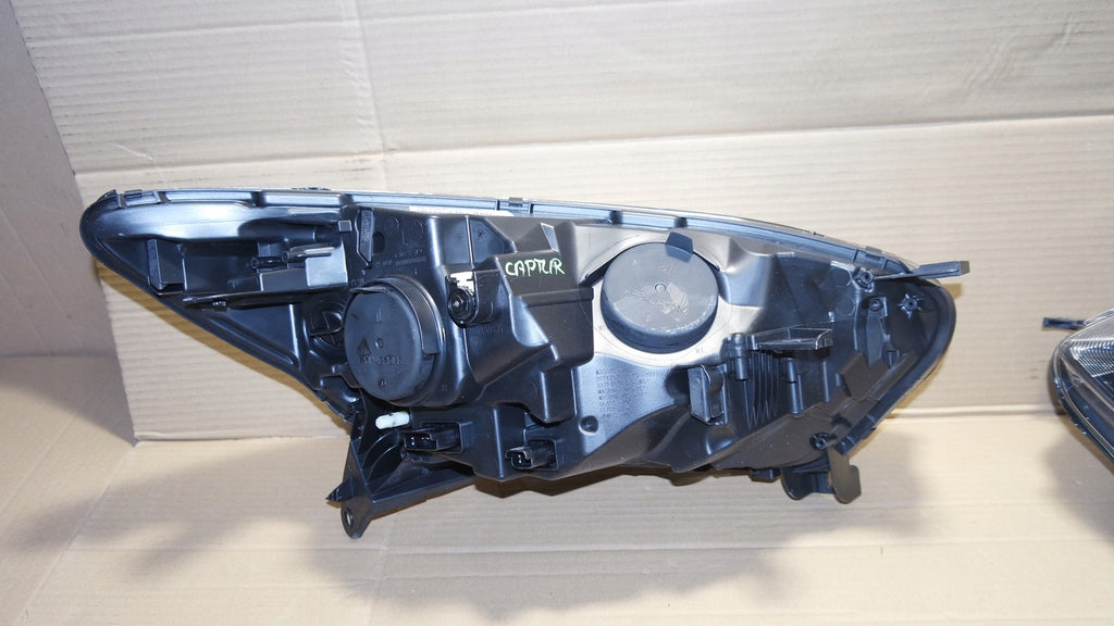 Frontscheinwerfer Renault Captur 260609429R Links Scheinwerfer Headlight