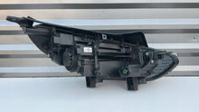 Laden Sie das Bild in den Galerie-Viewer, Frontscheinwerfer Hyundai Sonata QBB15237 Links Scheinwerfer Headlight SCH2072447084vj