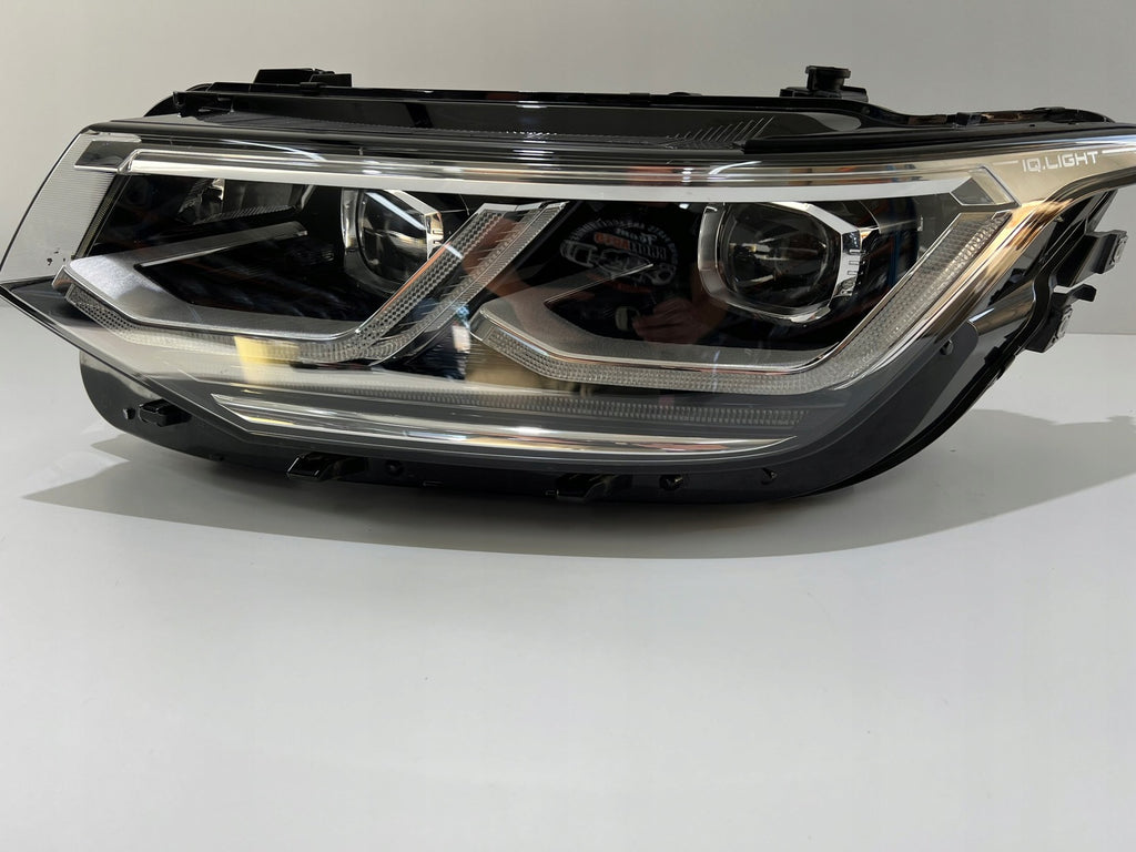 Frontscheinwerfer VW Tiguan 5NB941081C Links Scheinwerfer Headlight