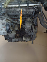 Laden Sie das Bild in den Galerie-Viewer, Motor VW Caddy III BDJ 2.0 SDI 70PS 51kW 230TKm Diesel Engine Komplett