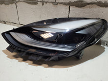 Laden Sie das Bild in den Galerie-Viewer, Frontscheinwerfer Tesla 3 Y 1514952-00 LED Links Scheinwerfer Headlight SCH3595708402ew