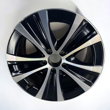 Load image into Gallery viewer, 1x Alufelge 18 Zoll 9.0&quot; 5x112 40ET A2134015300 Mercedes-Benz W213 Rim Wheel