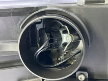 Laden Sie das Bild in den Galerie-Viewer, Frontscheinwerfer Audi A6 4G0941005D Links Scheinwerfer Headlight SCH6249871205tg