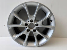 Load image into Gallery viewer, 1x Alufelge 18 Zoll 8.5" 5x120 47ET Glanz Silber 6796251 BMW 4 F36 Rim Wheel FEL9095948883nz