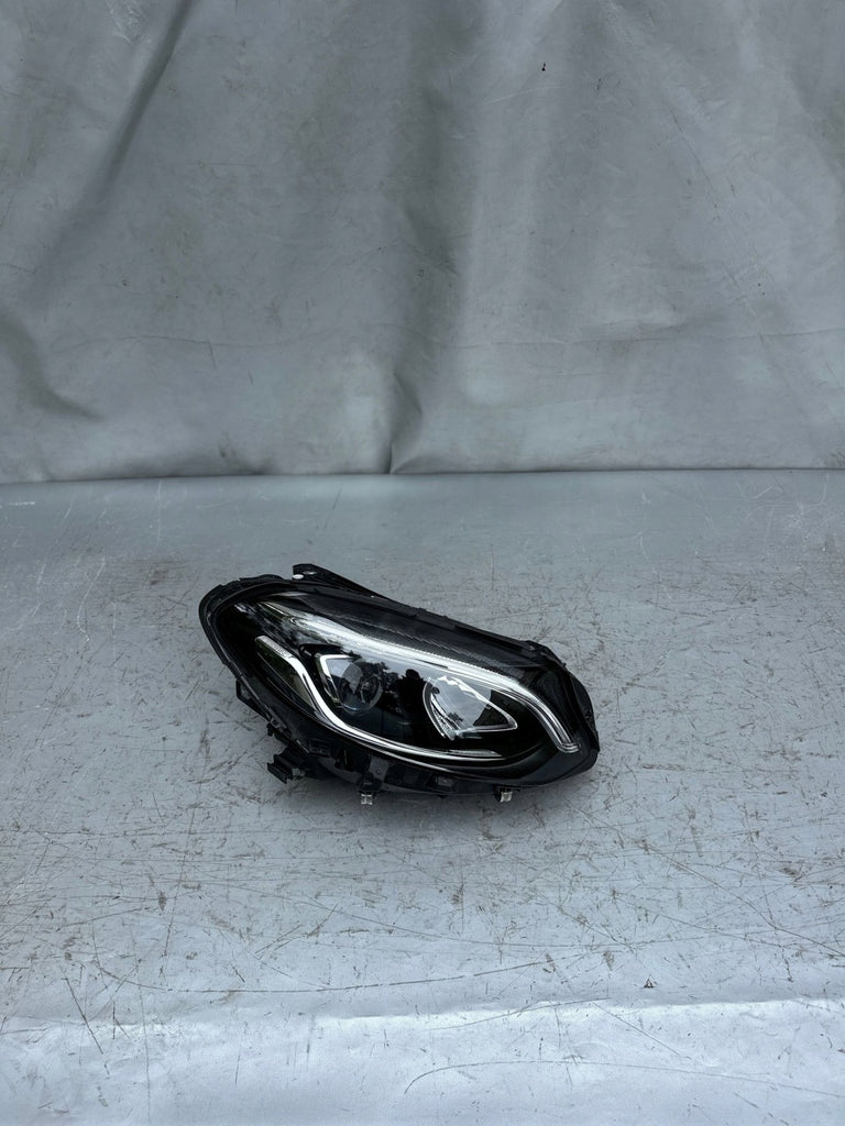 Frontscheinwerfer Mercedes-Benz W246 W242 2469067001 LED Rechts Headlight SCH4941169439bs
