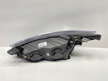 Laden Sie das Bild in den Galerie-Viewer, Frontscheinwerfer Ford Focus MX7B-13E014-CC MX7B-13E014 LED Rechts oder Links