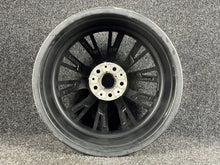 Load image into Gallery viewer, 1x Alufelge 18 Zoll 8.5" 5x112 40ET 6885306 BMW G21 G20 Rim Wheel FEL7176961286av