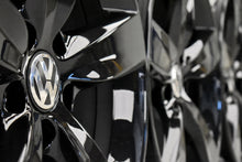 Laden Sie das Bild in den Galerie-Viewer, 4x Alufelge 17 Zoll 7.0&quot; 5x112 39ET Glanz Silber 7N0601025D Seat Alhambra Sharan