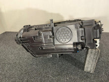 Laden Sie das Bild in den Galerie-Viewer, Frontscheinwerfer Mercedes-Benz Cla A1189062601 Rechts Scheinwerfer Headlight SCH4544989691hr