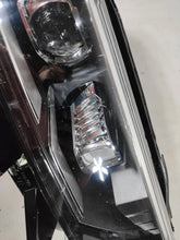 Laden Sie das Bild in den Galerie-Viewer, Frontscheinwerfer VW T-Roc 2GA941036P 90138913 Full LED Rechts Headlight