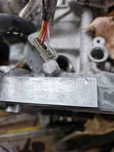 Laden Sie das Bild in den Galerie-Viewer, Motor Peugeot Partner HN05 10TMA3 Benzin Engine Unkomplett