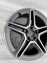 Laden Sie das Bild in den Galerie-Viewer, 1x Alufelge 18 Zoll 7.5&quot; 5x112 49ET A1774011500 Mercedes-Benz W177 Rim Wheel