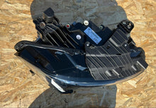 Laden Sie das Bild in den Galerie-Viewer, Frontscheinwerfer Peugeot 308 III 9859661980 Ein Satz Scheinwerfer Headlight SCH5395515178tm