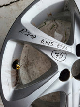 Load image into Gallery viewer, 1x Alufelge 15 Zoll 6.0&quot; 4x108 23ET Glanz Silber 9673773577 Peugeot Rim Wheel