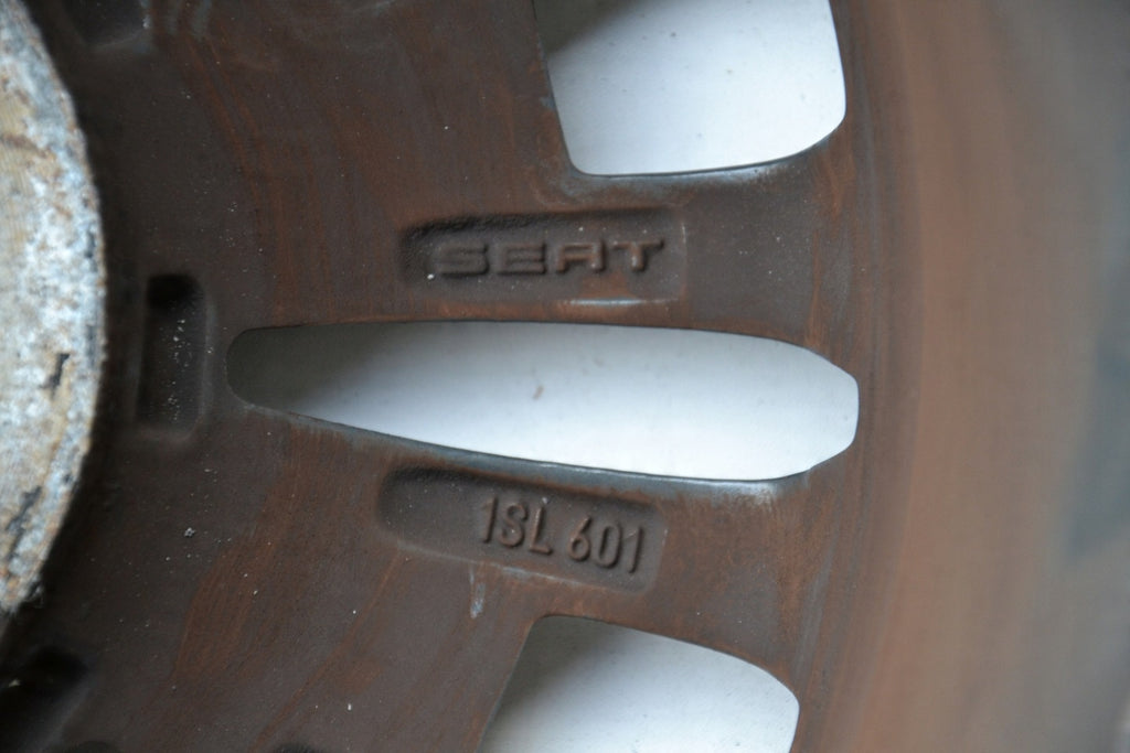 1x Alufelge 15 Zoll 5.5" 4x100 41ET Glanz Graphit 1SL601025L Mg Mii Citigo Up