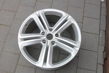 Laden Sie das Bild in den Galerie-Viewer, 1x Alufelge 20 Zoll 9.0" 5x130 7P6601025 VW Touareg Rim Wheel FEL5123976653ze