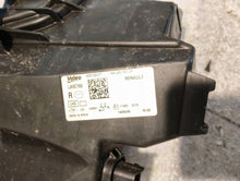 Laden Sie das Bild in den Galerie-Viewer, Frontscheinwerfer Renault 260105434R LA9276601EDLA92766 Rechts Headlight SCH4600656022ty