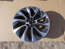 Load image into Gallery viewer, 1x Alufelge 19 Zoll 7.0&quot; 5x112 43ET Glanz Graphit 565601025 Mg Kodiaq Rim Wheel