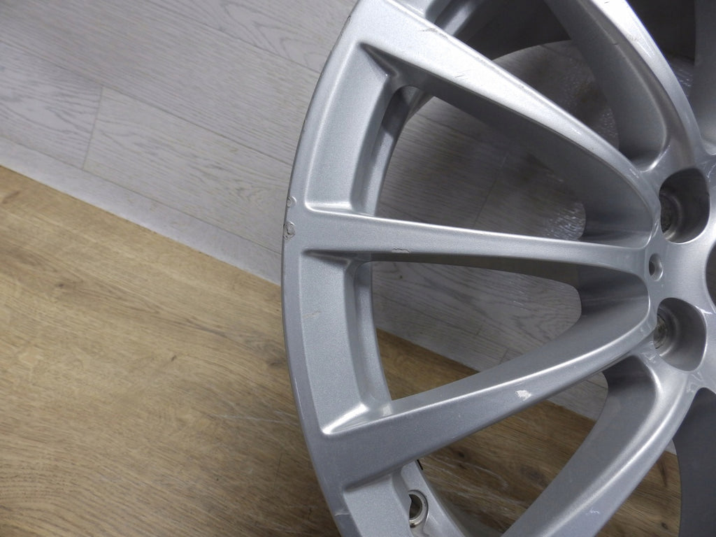 1x Alufelge 18 Zoll 8.0" 5x112 30ET Glanz Silber 6861224 BMW 5 G31 G30 Rim Wheel