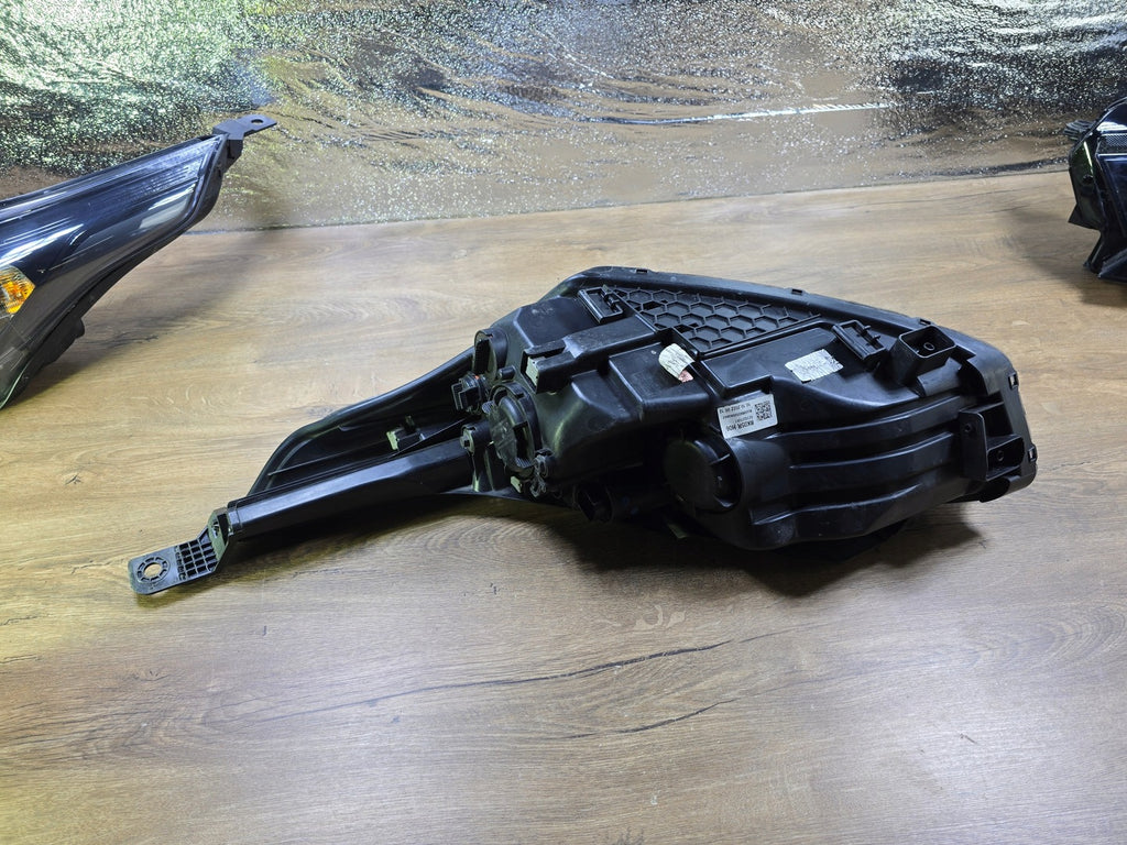 Frontscheinwerfer Kia Ceed J7921-22040 Rechts Scheinwerfer Headlight