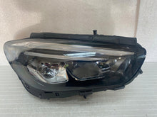 Laden Sie das Bild in den Galerie-Viewer, Frontscheinwerfer Mercedes-Benz W247 A2479065803 LED Rechts Headlight SCH6822015411mm