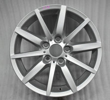 Load image into Gallery viewer, 1x Alufelge 17 Zoll 8.0" 5x120 34ET Glanz Silber 6783632 BMW E91 E93 E90 E92 FEL8680420329nz