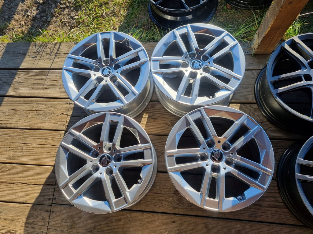 4x Alufelge 16 Zoll 7.0" 5x112 41ET 6888838 VW Golf Rim Wheel FEL2132376969mv