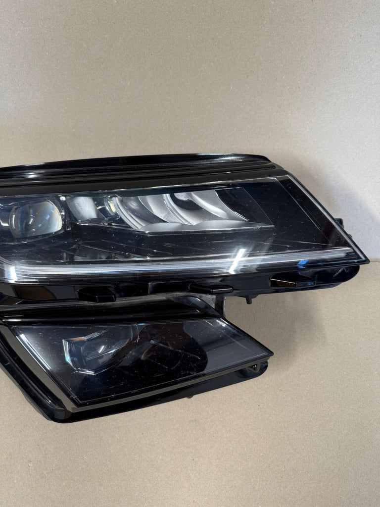 Frontscheinwerfer Skoda Kodiaq 566941016H Rechts Scheinwerfer Headlight SCH9236691605zc