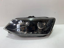 Laden Sie das Bild in den Galerie-Viewer, Frontscheinwerfer Skoda Fabia III 6V1941015B Links Scheinwerfer Headlight SCH1821580040ze