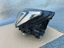 Laden Sie das Bild in den Galerie-Viewer, Frontscheinwerfer Seat Tarraco 5FJ941007H Full LED Links Scheinwerfer Headlight SCH8826687483zd