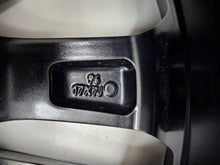 Load image into Gallery viewer, 1x Alufelge 17 Zoll PW4570D007 Toyota Yaris Cross Rim Wheel FEL1388683552zc