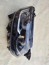 Laden Sie das Bild in den Galerie-Viewer, Frontscheinwerfer Toyota Proace City 9835780580- Rechts Scheinwerfer Headlight SCH9817554029ts