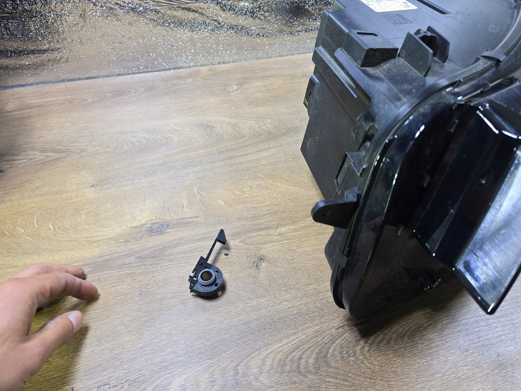 Frontscheinwerfer VW Tiguan 5NB941035G LED Ein Stück (Rechts oder Links) SCH2818328642jq