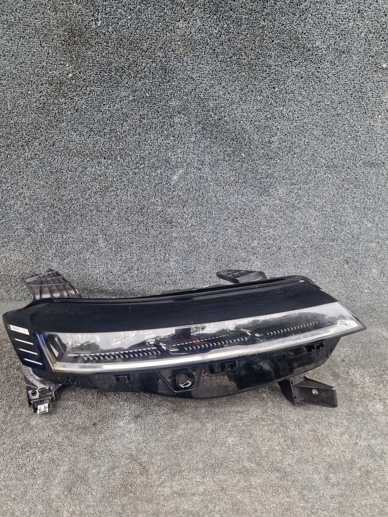 Frontscheinwerfer Renault Megane E-Tech 260104574R LED Rechts oder Links SCH5601788650rb
