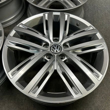 Laden Sie das Bild in den Galerie-Viewer, 4x Alufelge 19 Zoll 7.0" 5x112 43ET Glanz Silber 5NA601025N VW Tiguan Rim Wheel FEL6684127630vh