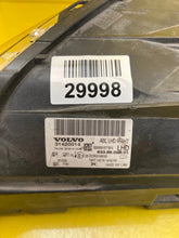 Laden Sie das Bild in den Galerie-Viewer, Frontscheinwerfer Volvo V70 S80 31420014 Xenon Rechts Scheinwerfer Headlight SCH3602231056zh