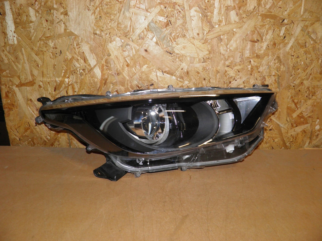 Frontscheinwerfer Toyota 4 IV Yaris 81130-K0060 Rechts Scheinwerfer Headlight