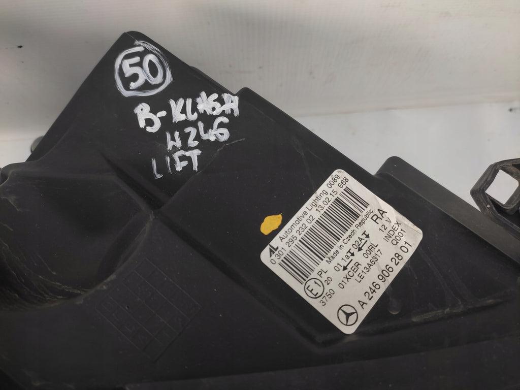 Frontscheinwerfer Mercedes-Benz W246 A2469062801 LED Rechts Headlight SCH4950638300mn