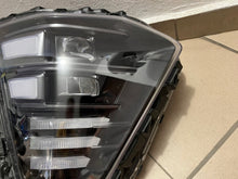 Load image into Gallery viewer, Frontscheinwerfer Hyundai Kona 92102-BE100 LED Rechts Scheinwerfer Headlight SCH6625852508li