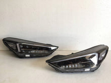 Laden Sie das Bild in den Galerie-Viewer, Frontscheinwerfer Hyundai Tucson D70RH04 Ein Satz Scheinwerfer Headlight SCH3918193373gc