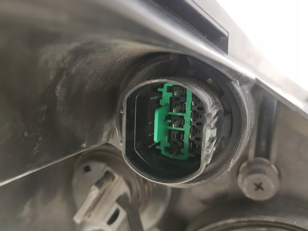 Frontscheinwerfer Kia Ceed 92101-A2010 92101A2010 Ein Stück (Rechts oder Links)