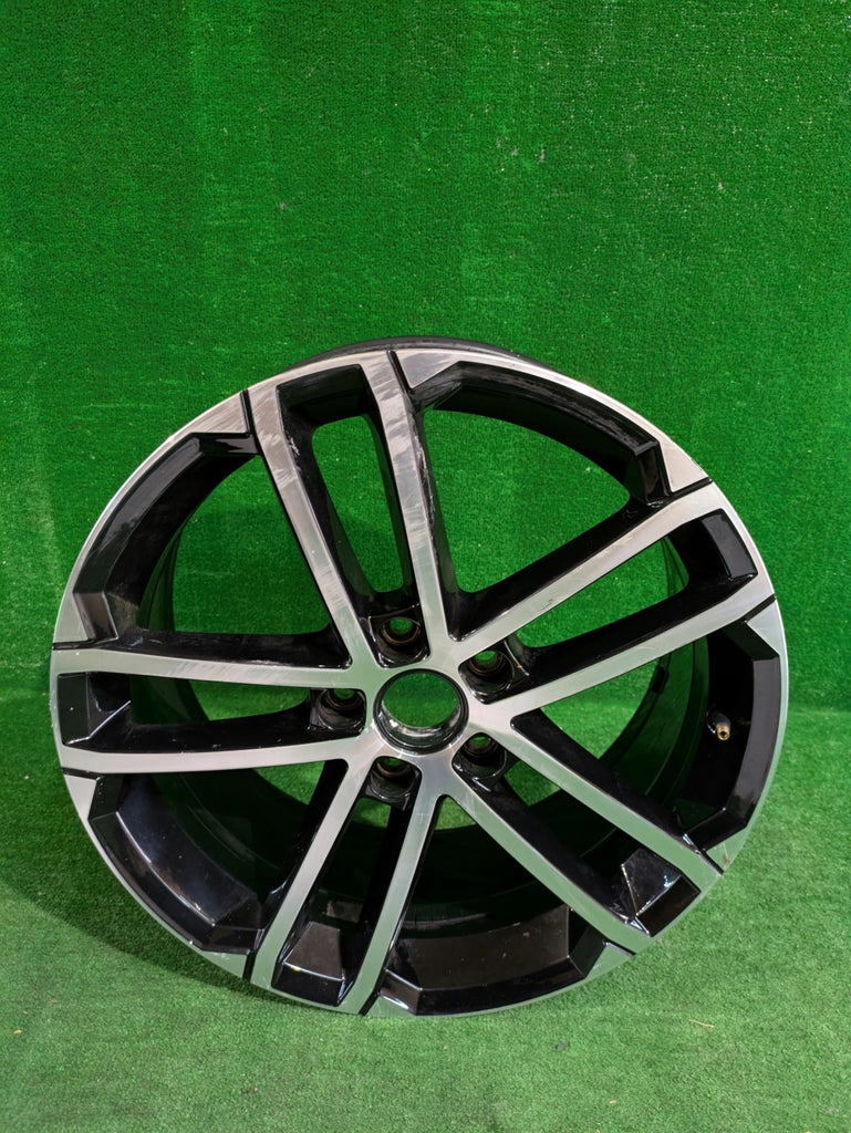 1x Alufelge 18 Zoll 7.5" 5x112 49ET Glanz Silber 5G0601025A0 VW Golf Vii FEL7148052109er