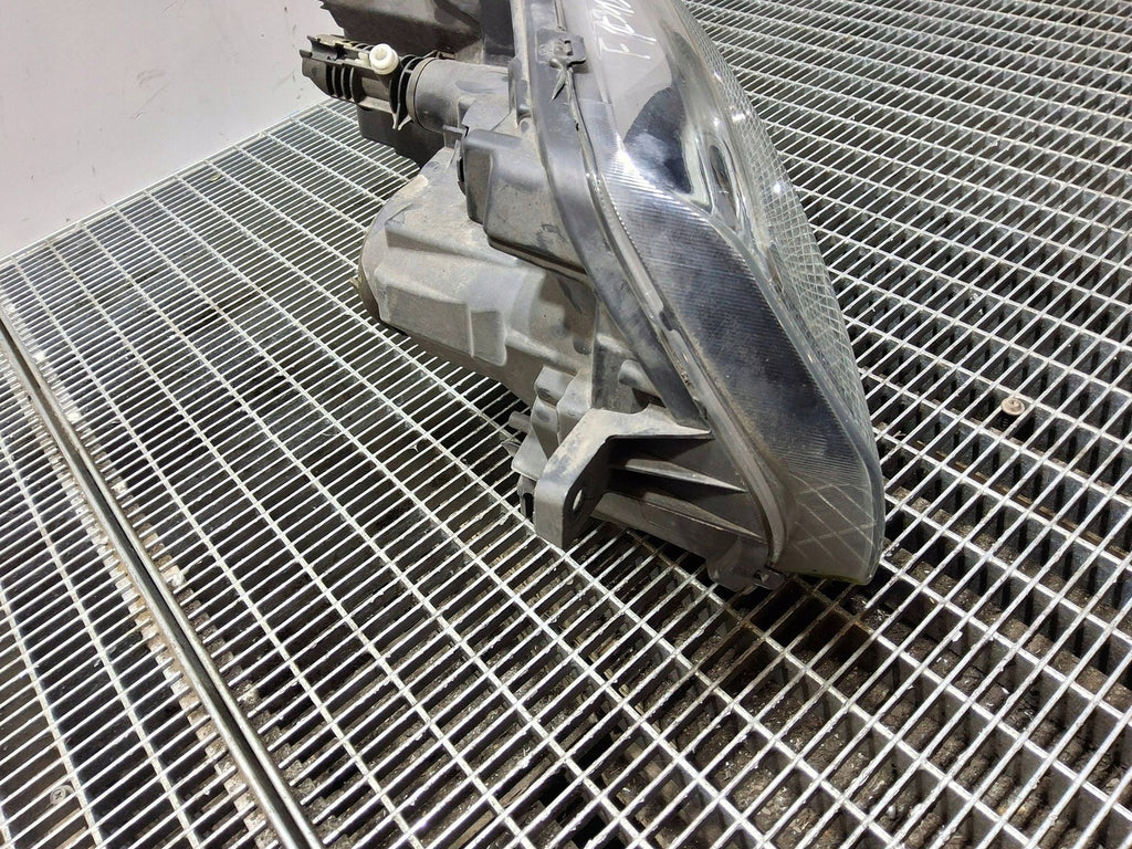 Frontscheinwerfer Dacia Sandero 260607877R Links Scheinwerfer Headlight SCH9838205756xf