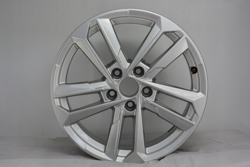 1x Alufelge 17 Zoll 6.5" 5x112 43ET Glanz Silber 8Y0601025L Audi Rim Wheel