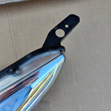 Laden Sie das Bild in den Galerie-Viewer, Frontscheinwerfer Ford B-Max AV1113W030AE Links Scheinwerfer Headlight SCH9418253924fd