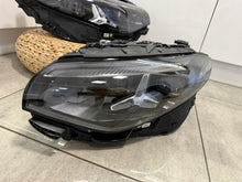 Laden Sie das Bild in den Galerie-Viewer, Frontscheinwerfer Mercedes-Benz Cla A1749064202 A1749062900 LED Ein Satz SCH7024610883im