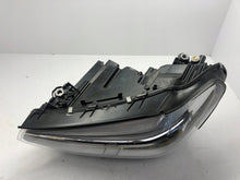 Load image into Gallery viewer, Frontscheinwerfer BMW X3 G01 8739654 Ein Stück (Rechts oder Links) Headlight SCH2293425514cc