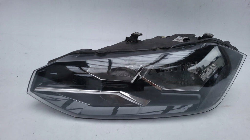 Frontscheinwerfer VW Polo IV 2G1941005 Links Scheinwerfer Headlight