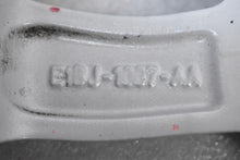 Laden Sie das Bild in den Galerie-Viewer, 1x Alufelge 15 Zoll 6.0&quot; 4x108 47 5ET E1BJ-1007-AA E1BJ1007AA Ford Fiesta