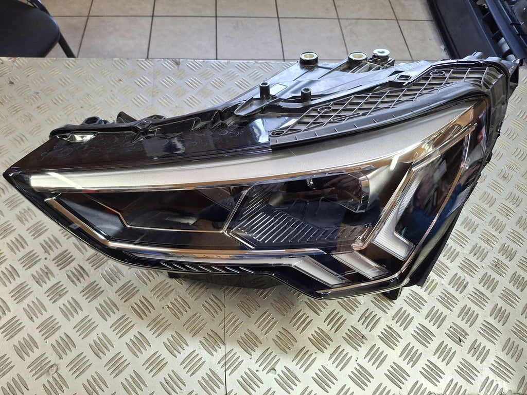 Frontscheinwerfer Audi Q3 83A941033 LED Ein Stück (Rechts oder Links) Headlight